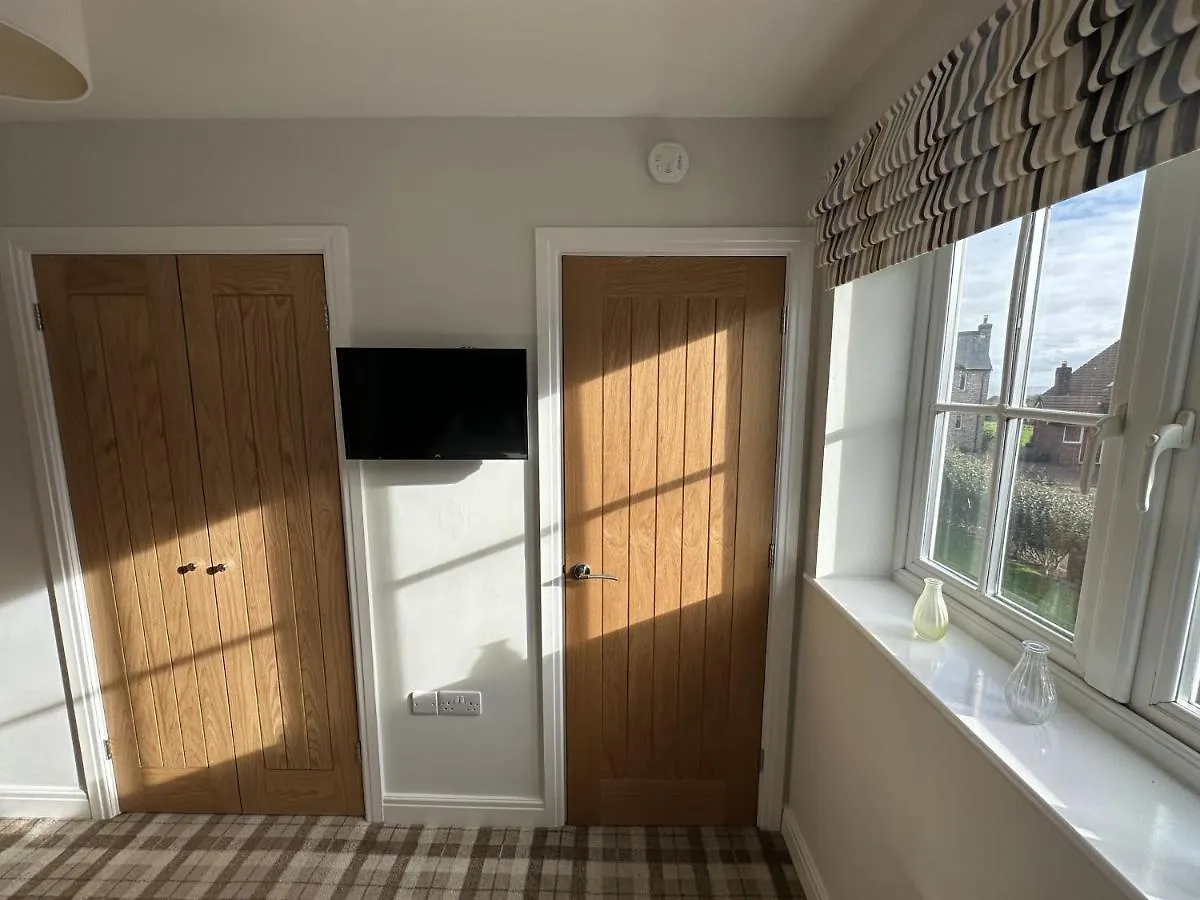 Ocean Cove Villa Reighton 0*,