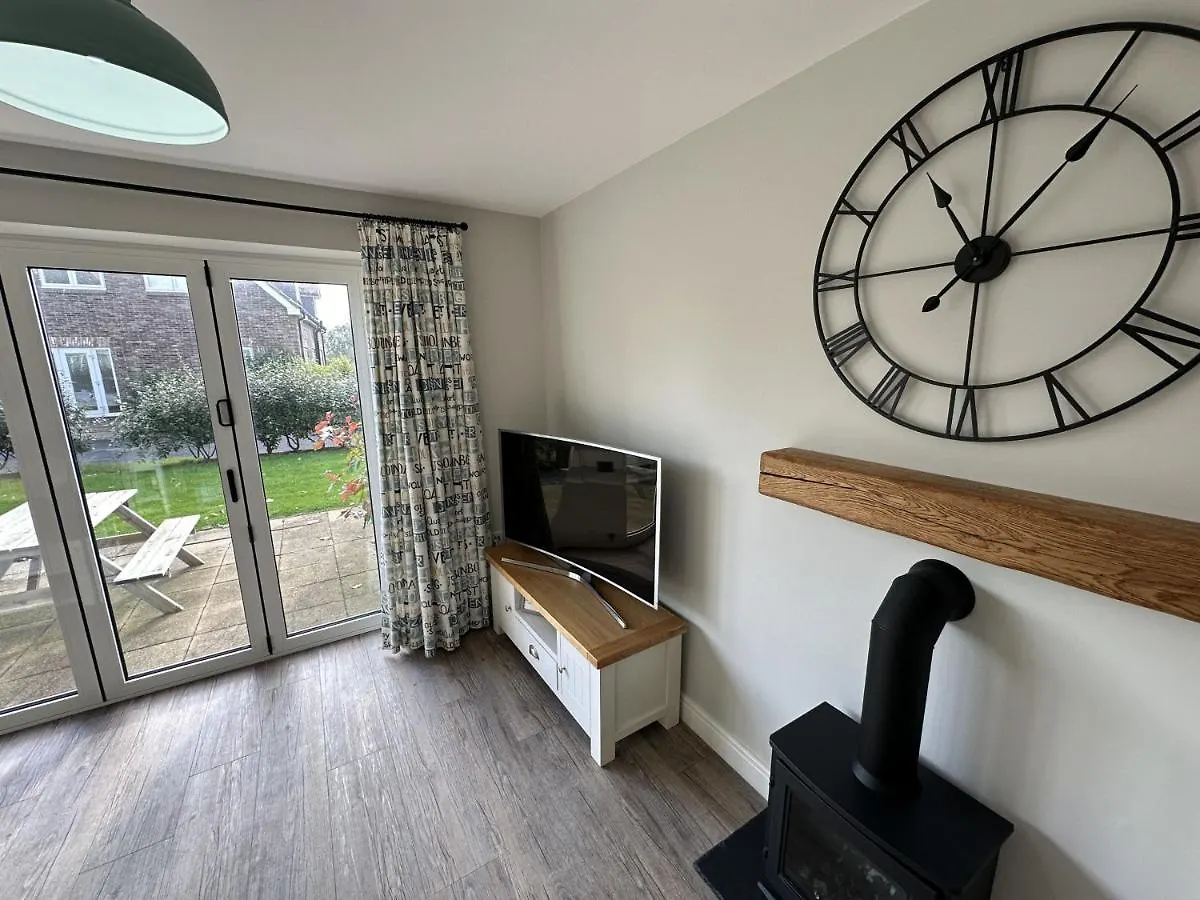 Ocean Cove Villa Reighton